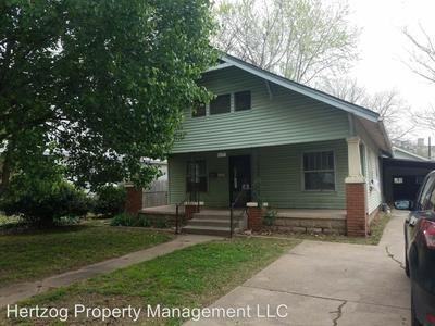 205 - 205 1/2 S Elm - Photo 2 of 2