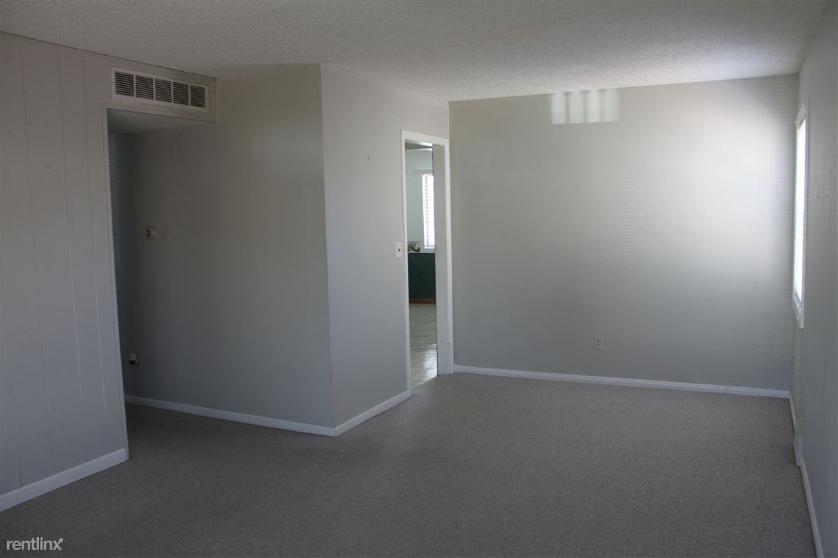 3245 N Stella Ct - Photo 2 of 8