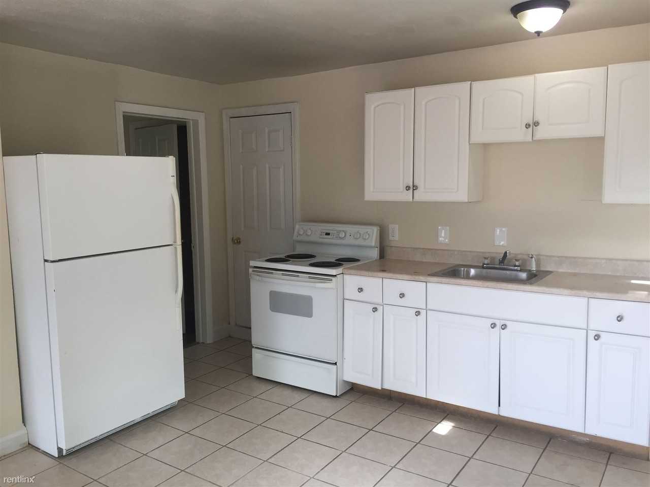 10 7th St - Photo 2 of 10