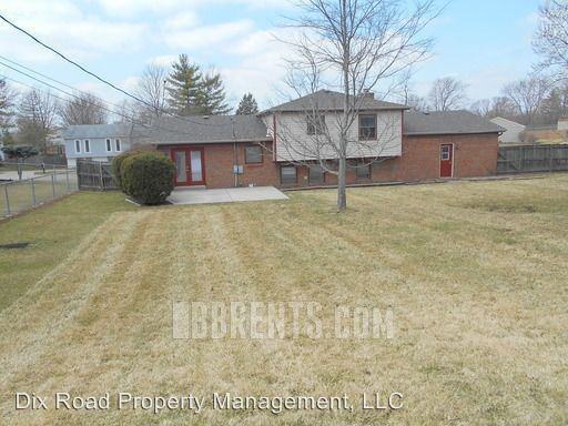 5708 Reswin Dr - Photo 3 of 28