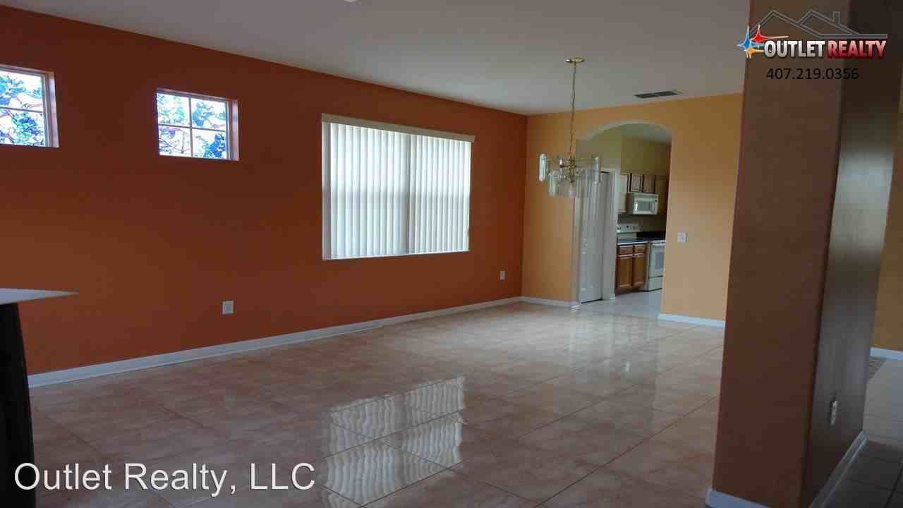 2718 Lucas Lakes Ln - Photo 3 of 15