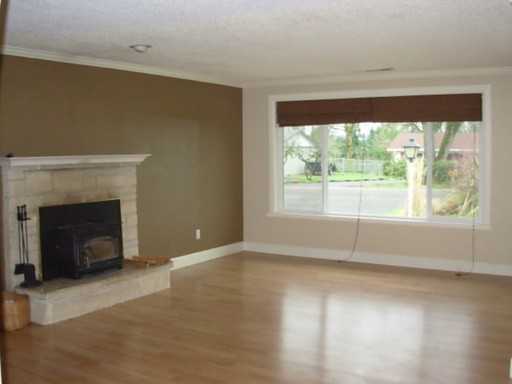 130 Barker Ave - Photo 2 of 14