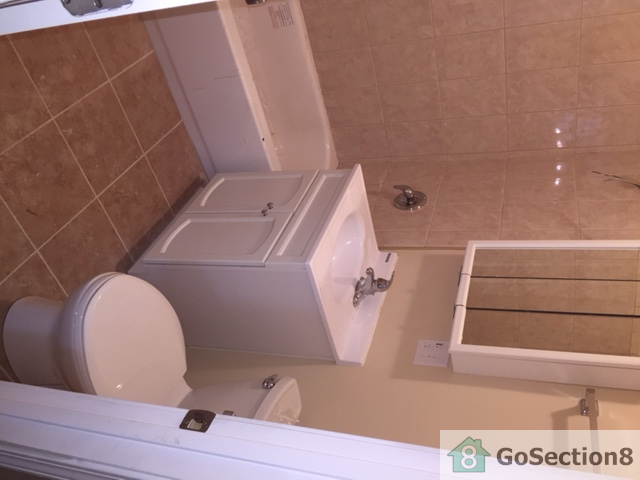 223 E 74th St #2 - Photo 3 of 4