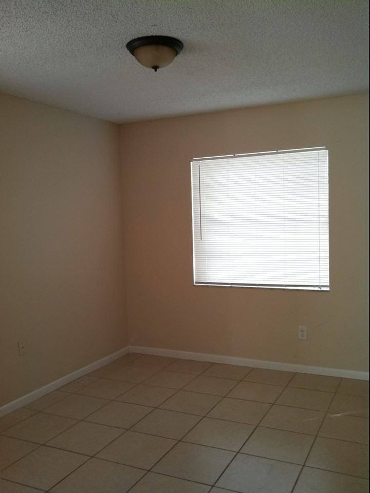 8501 Fish Lake Rd - Photo 3 of 9