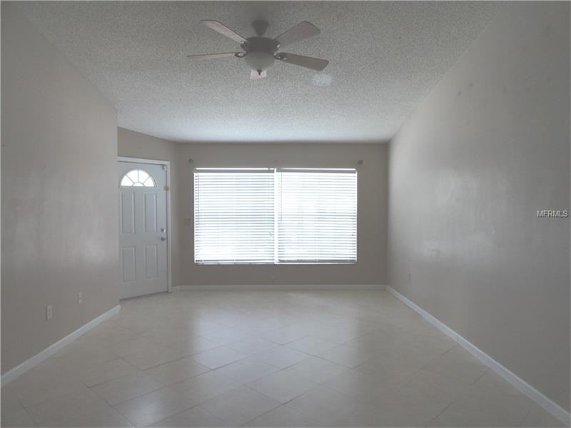 892 Burlwood St - Photo 2 of 21