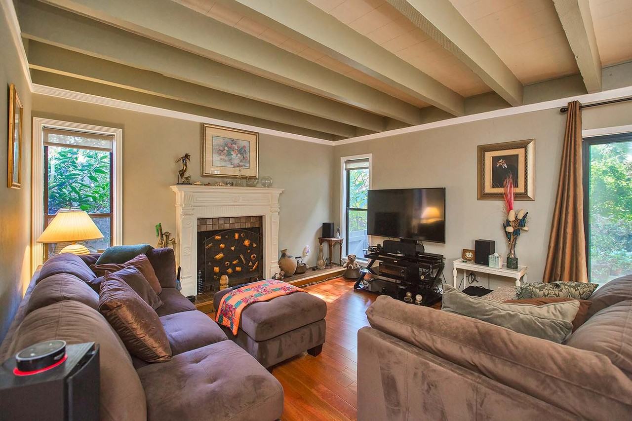 9 Shelldrake Ct - Photo 2 of 30