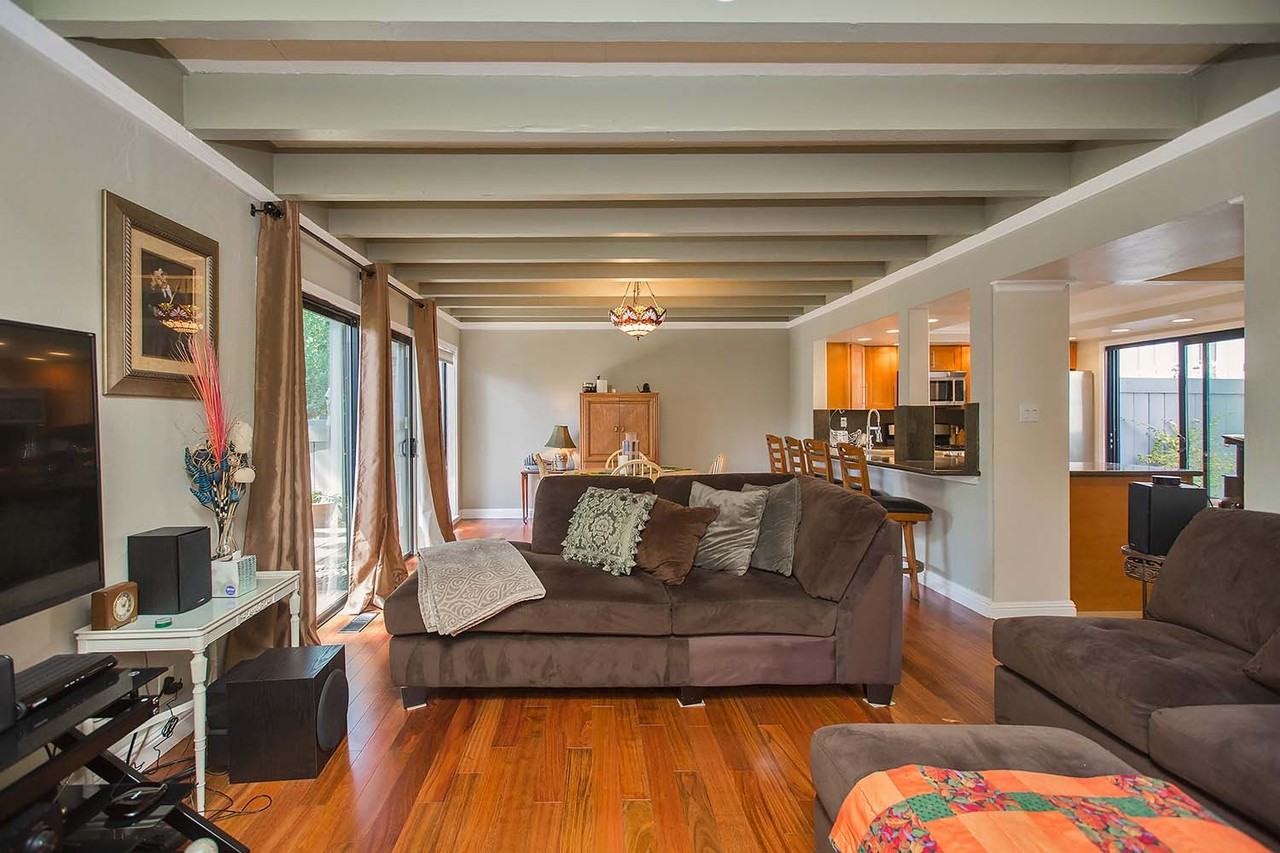 9 Shelldrake Ct - Photo 3 of 30