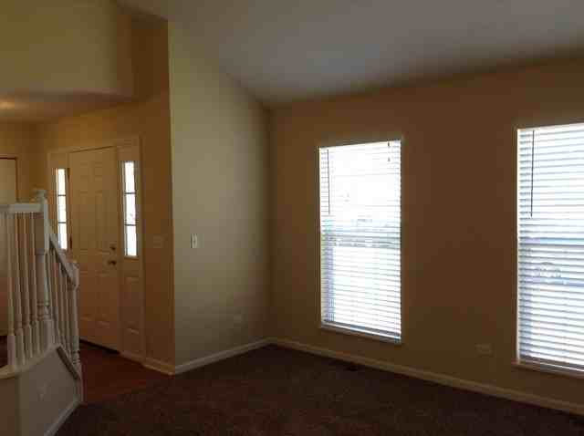 2220 Candlewood Dr - Photo 2 of 20