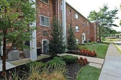 334 East Main St - Photo 2 of 50