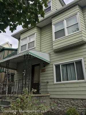 57 Robie St - Photo 2 of 6