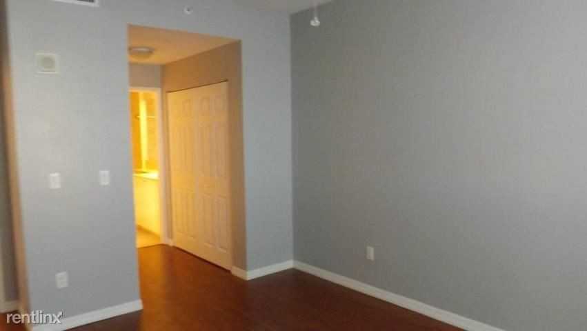 233 S Federal Hwy #413 - Photo 3 of 11