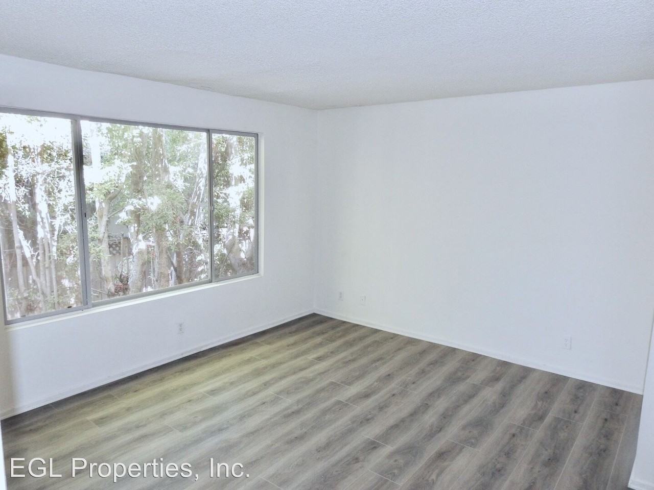 1657 Malcolm Ave. - Photo 3 of 15