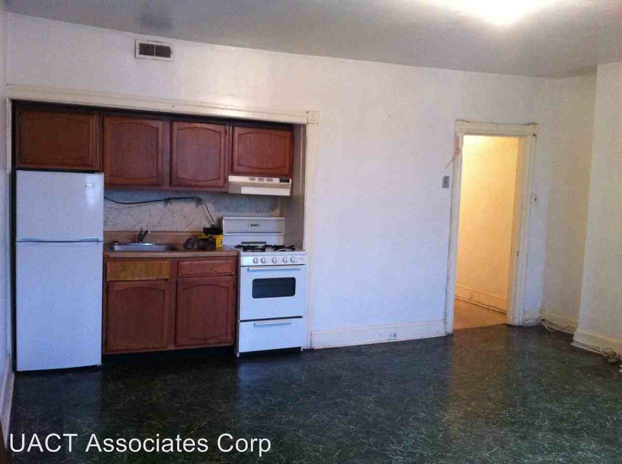 4712 Woodland Avenue - Photo 2 of 2