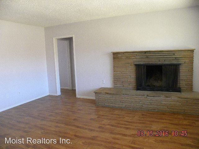 2296 Mentone Blvd - Photo 2 of 11