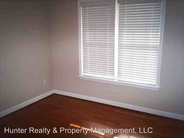 1134 Folkstone Ridge Ln - Photo 2 of 7