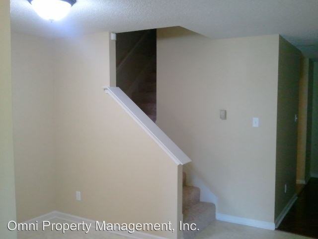2223 Curbertson St - Photo 3 of 9