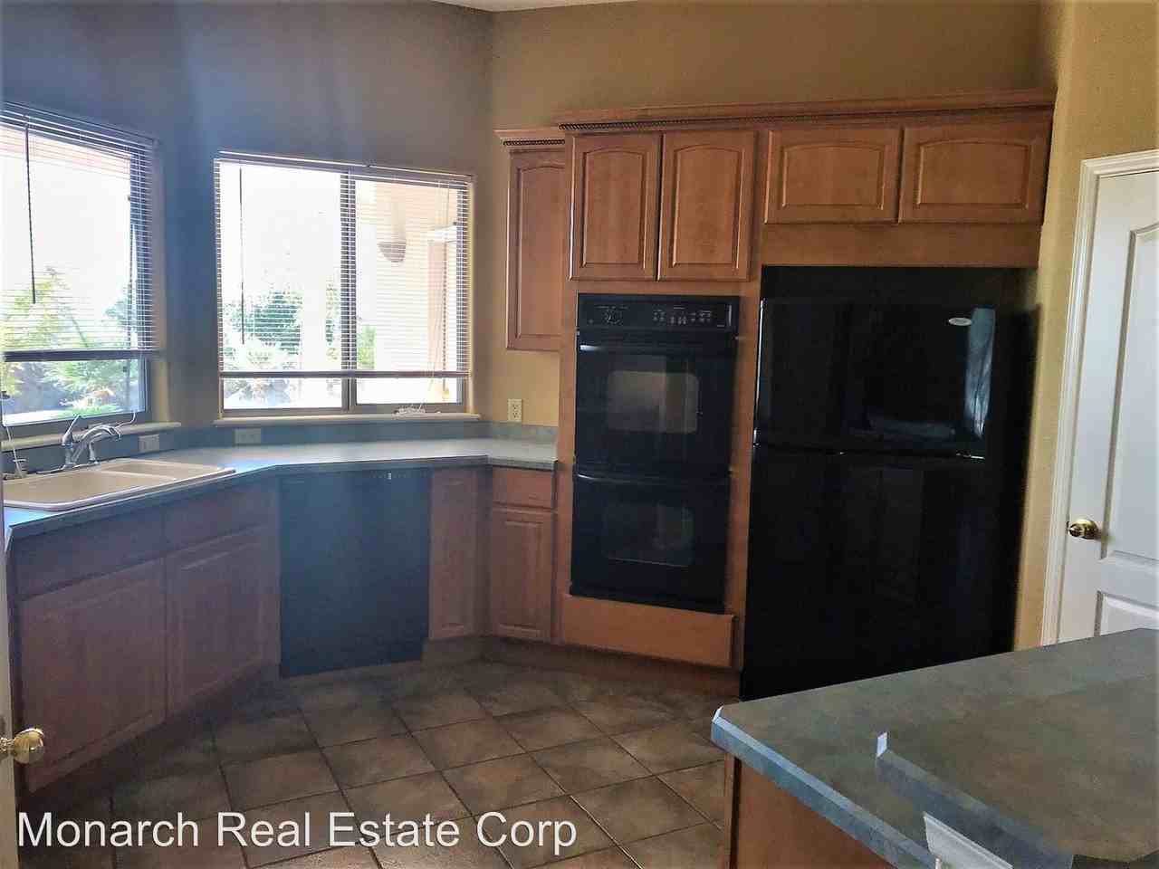 5085 Wind Summit Pl - Photo 3 of 20