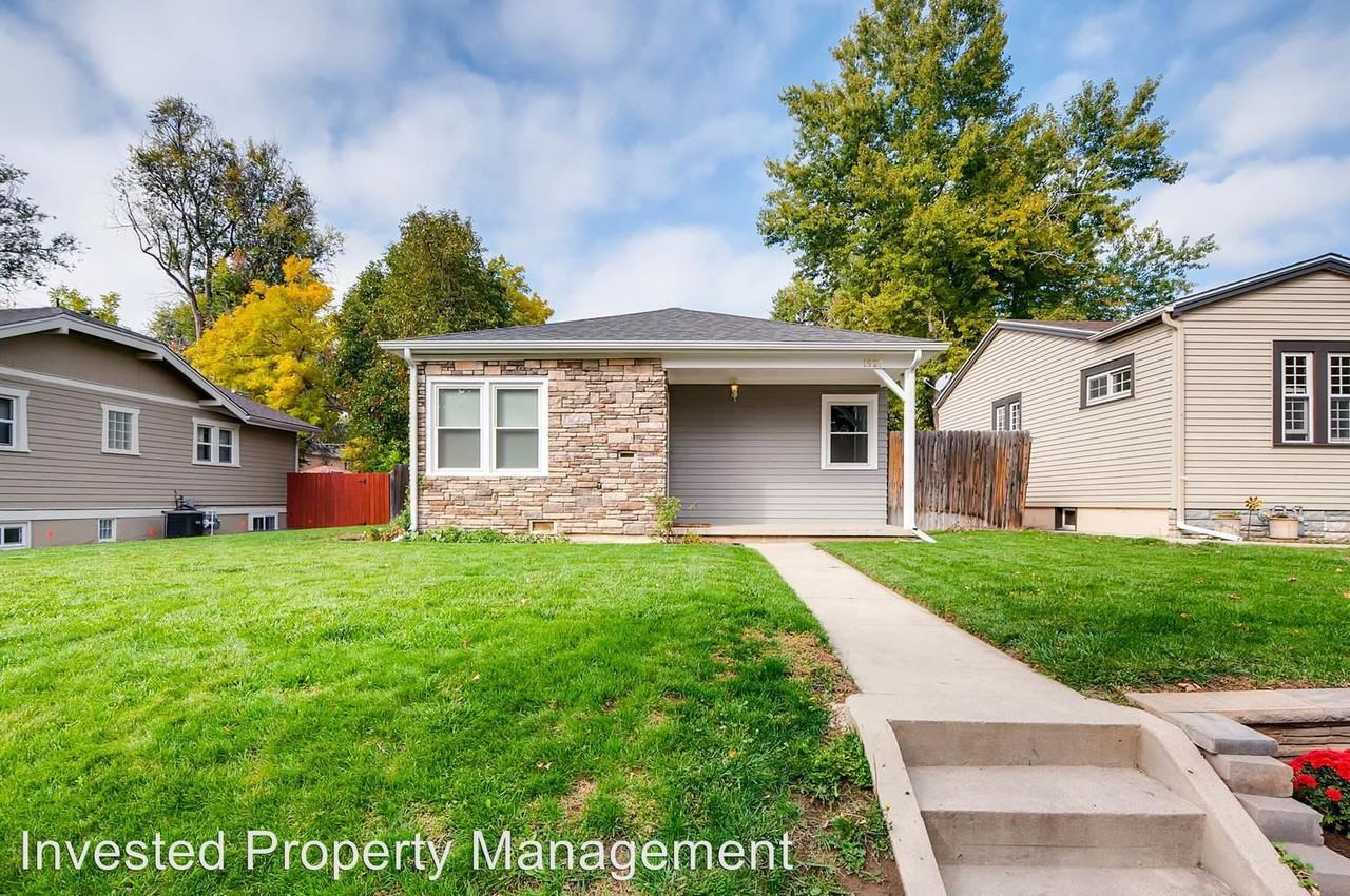 1925 S Franklin St - Photo 2 of 15