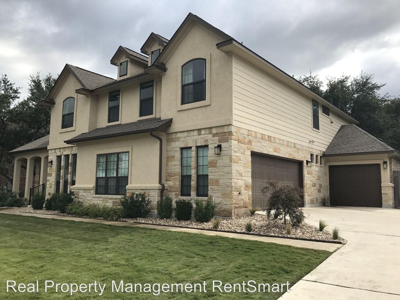 3118 Carnousty St - Photo 3 of 41