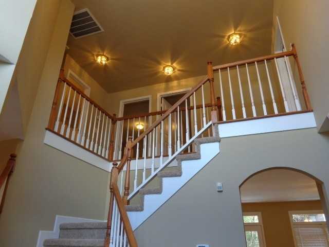 908 Wonderland Pass - Photo 2 of 15