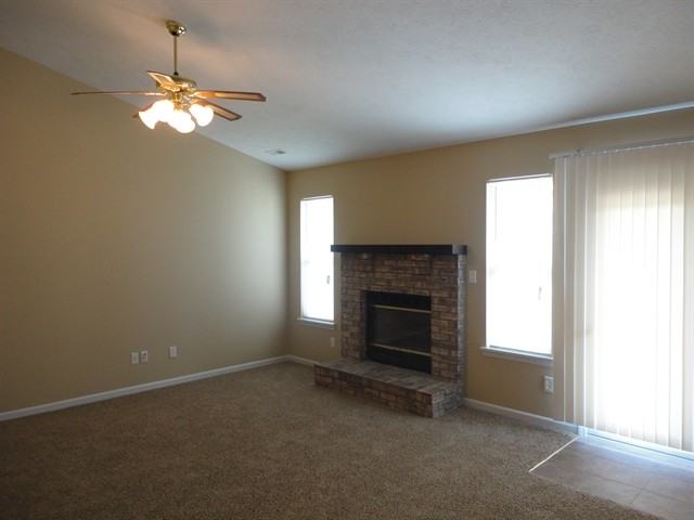 4021 Sungate Ct - Photo 2 of 12