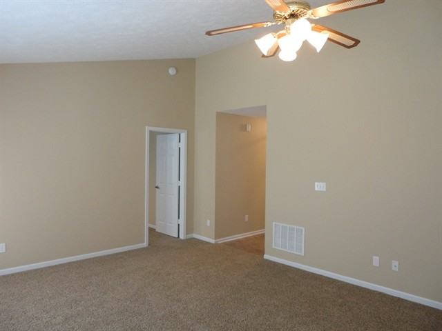 4021 Sungate Ct - Photo 3 of 12