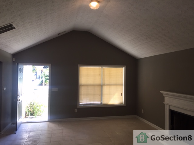 5223 Alexander St - Photo 2 of 19