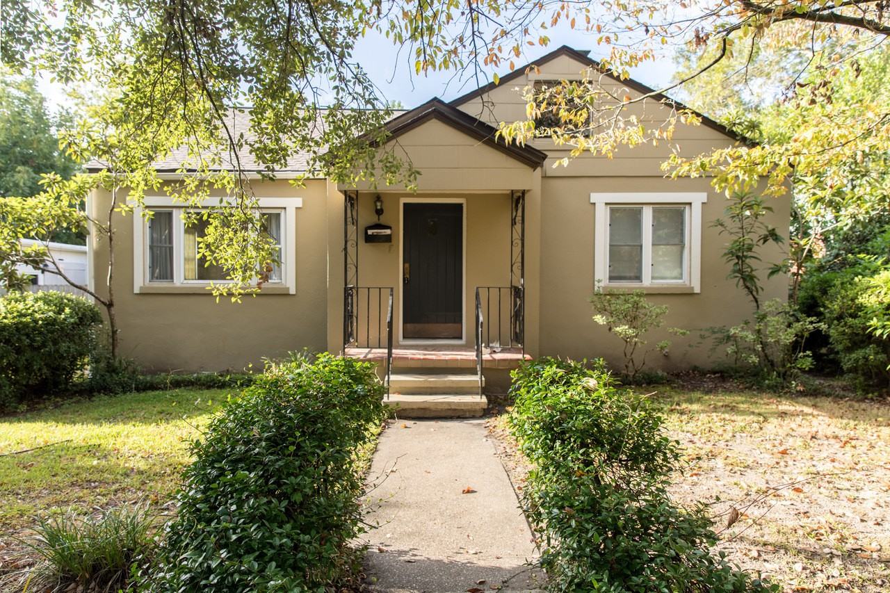 17 Beverly Rd - Photo 2 of 14