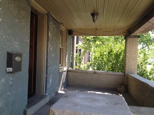 804 Ferry St - Photo 2 of 30