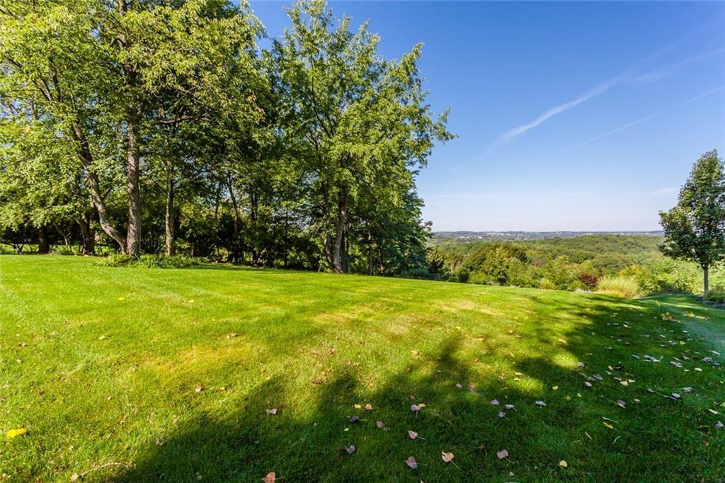 208 Royal View - Photo 2 of 25