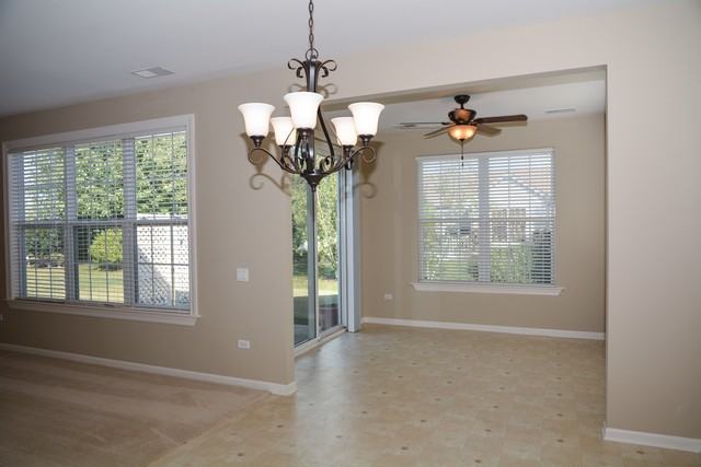 13406 Dakota Fields Dr - Photo 3 of 14