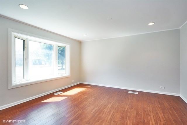 157 E Dennis Rd - Photo 3 of 15