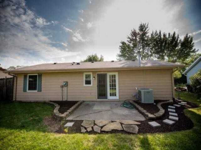 2606 Sandarac Ln - Photo 2 of 6