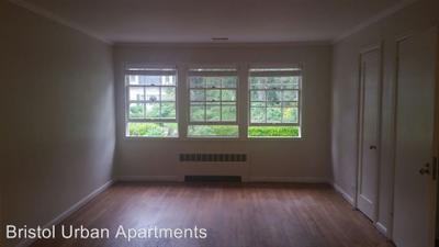 7900 SW Brentwood St - 04 - Photo 3 of 49