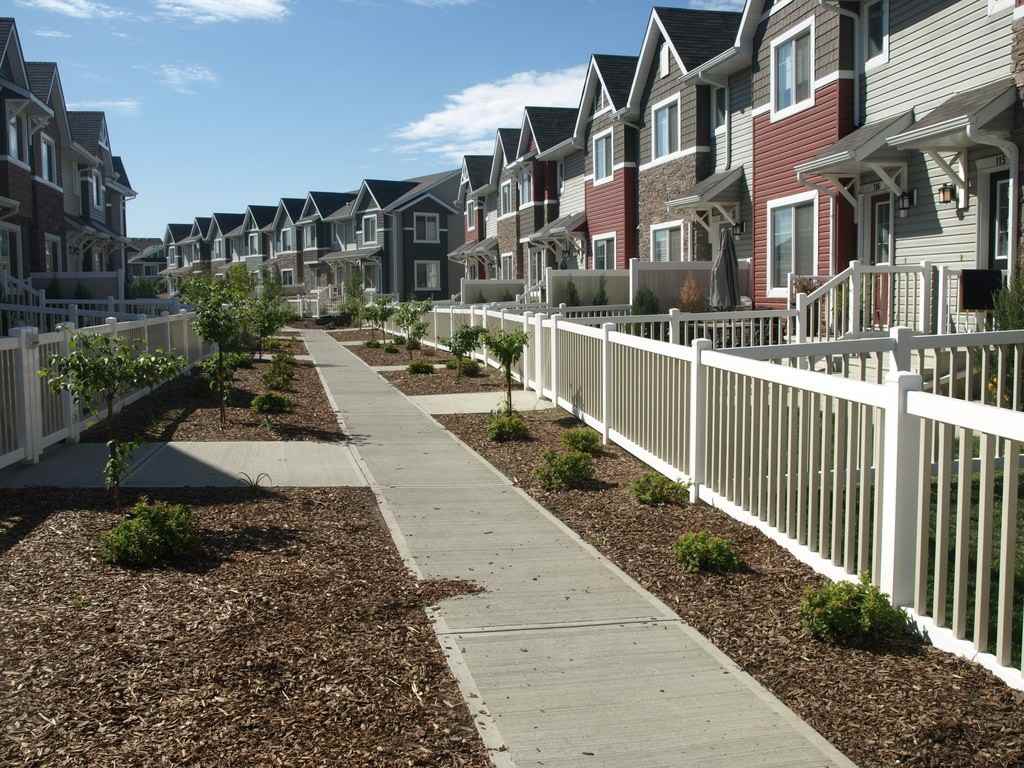 655 Tamarack Road Apartments 655 Tamarack Rd Nw, Edmonton, AB T6T 0N4