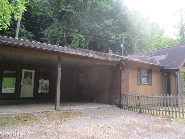 697 Powells Creek - Photo 2 of 3