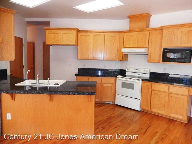 155 El Camino Way - Photo 2 of 13