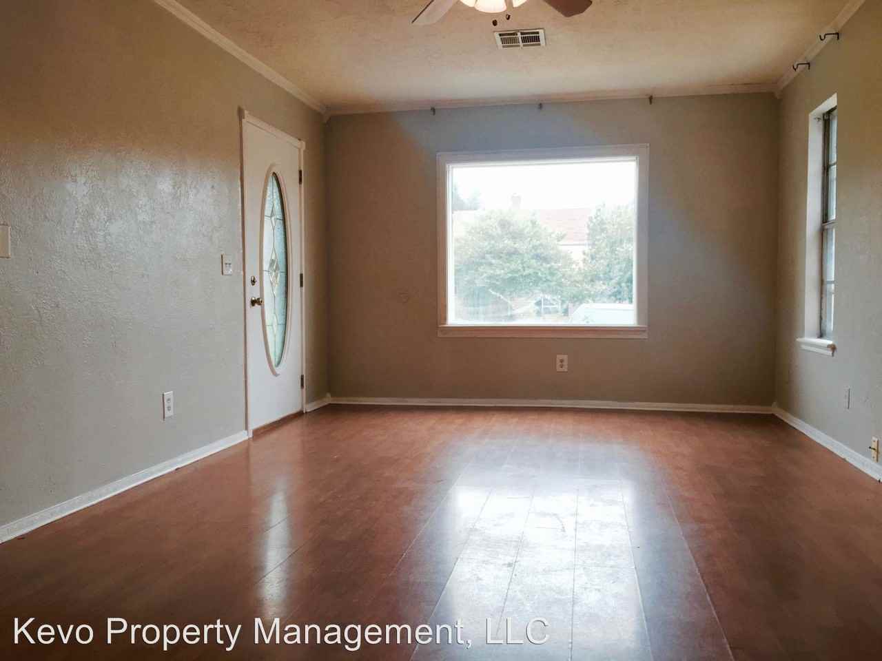 2247 NW 30th St - Photo 2 of 14