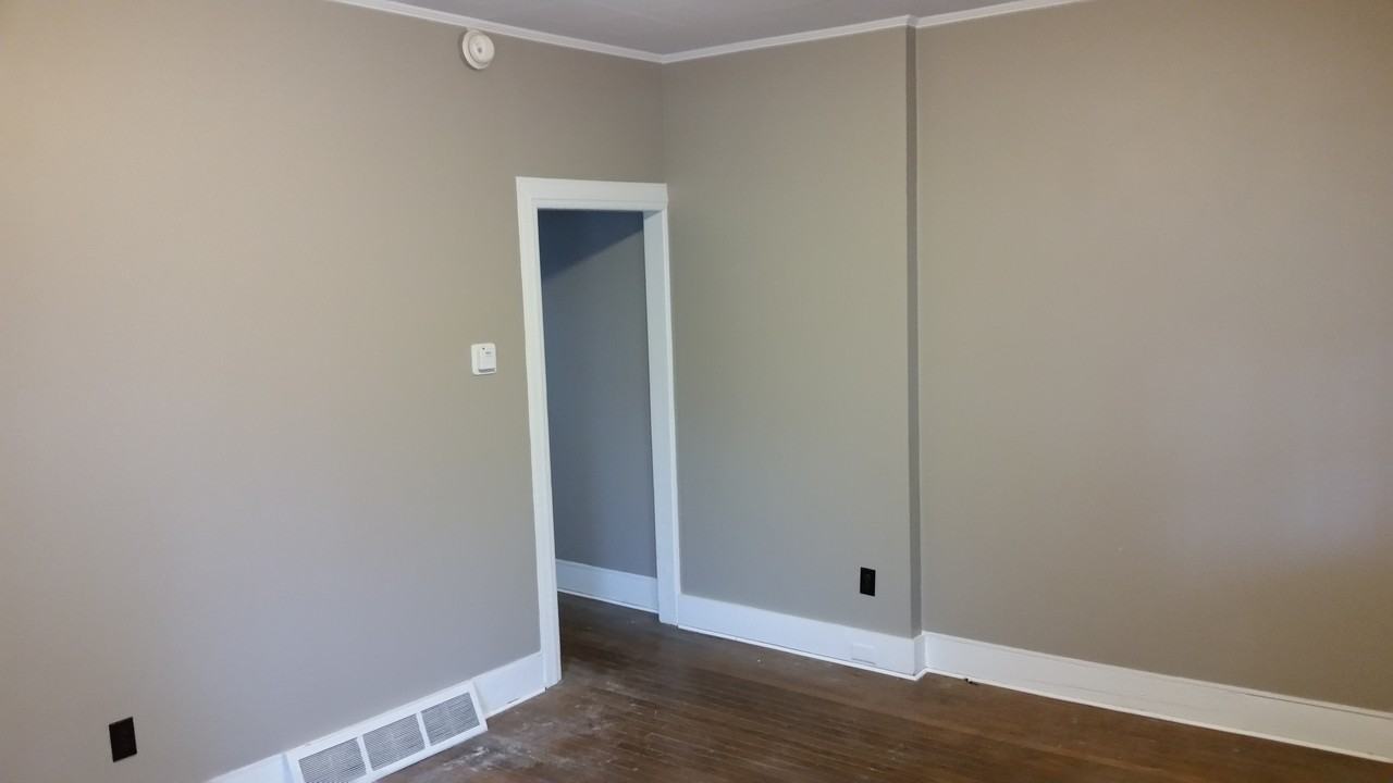 331 Percy St - Photo 2 of 18