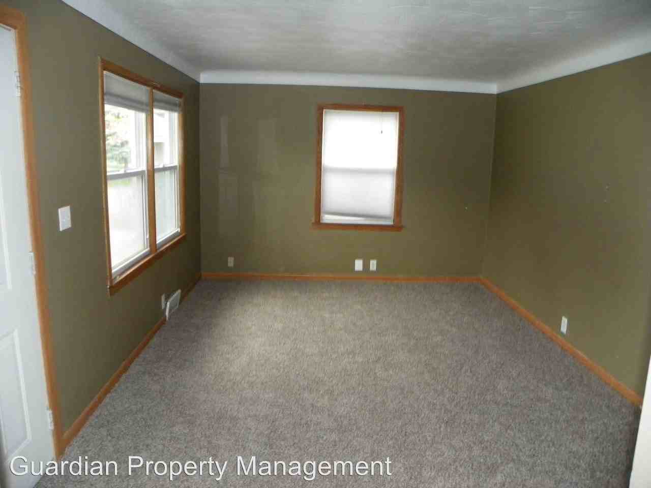 1060 Esther Ln - Photo 3 of 15
