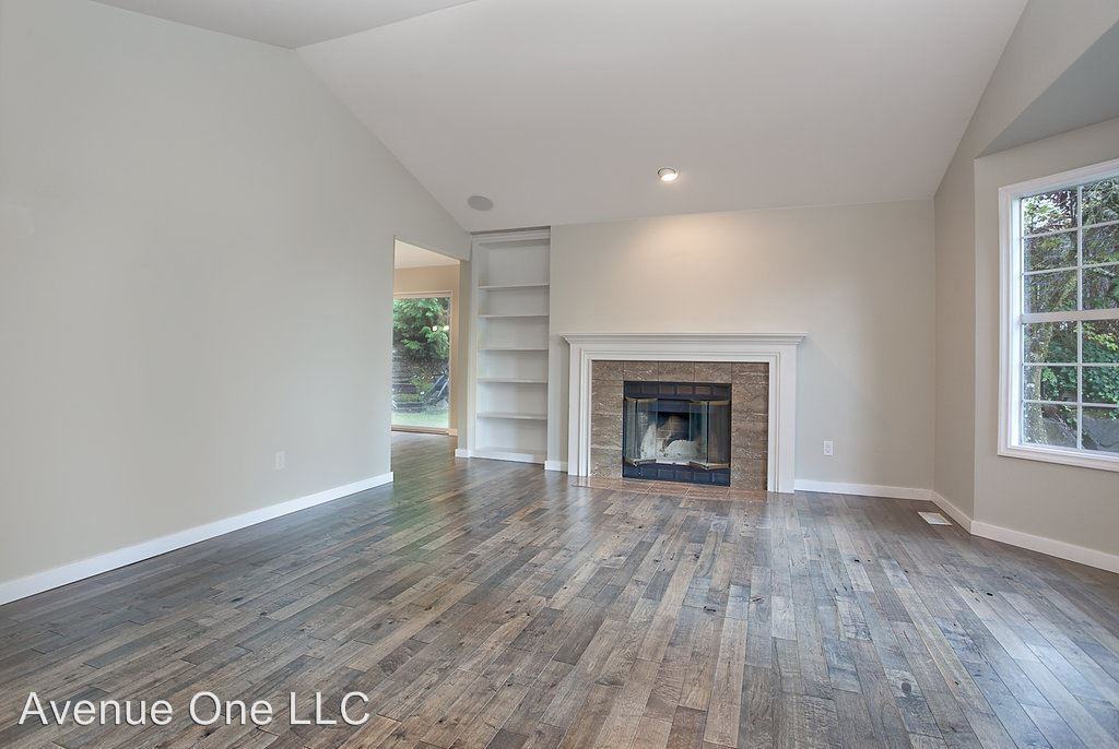 420 Indigo Pl NW - Photo 2 of 20