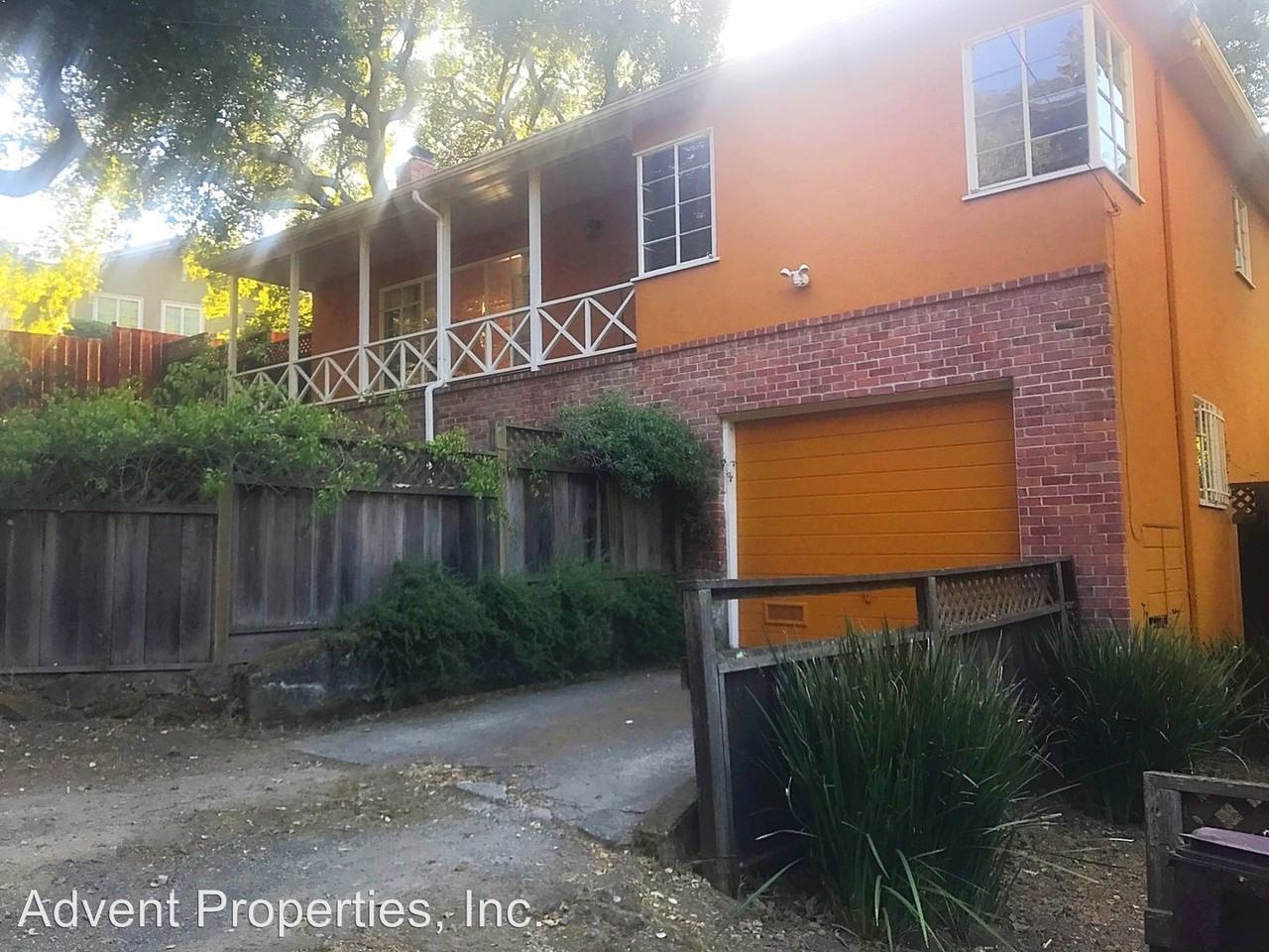 5585 Griffin St - Photo 2 of 19