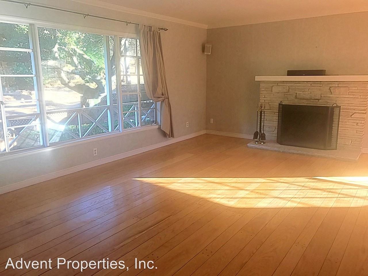 5585 Griffin St - Photo 3 of 19