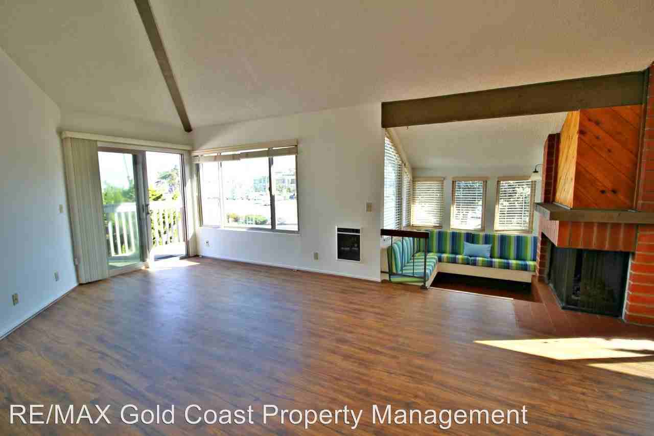 3634 Sunset Ln - Photo 3 of 23