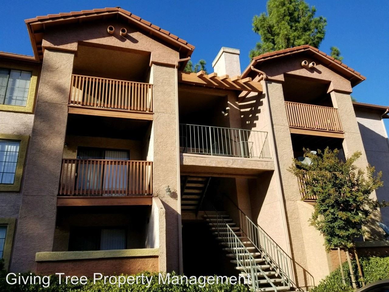 12023 Alta Carmel Ct #257