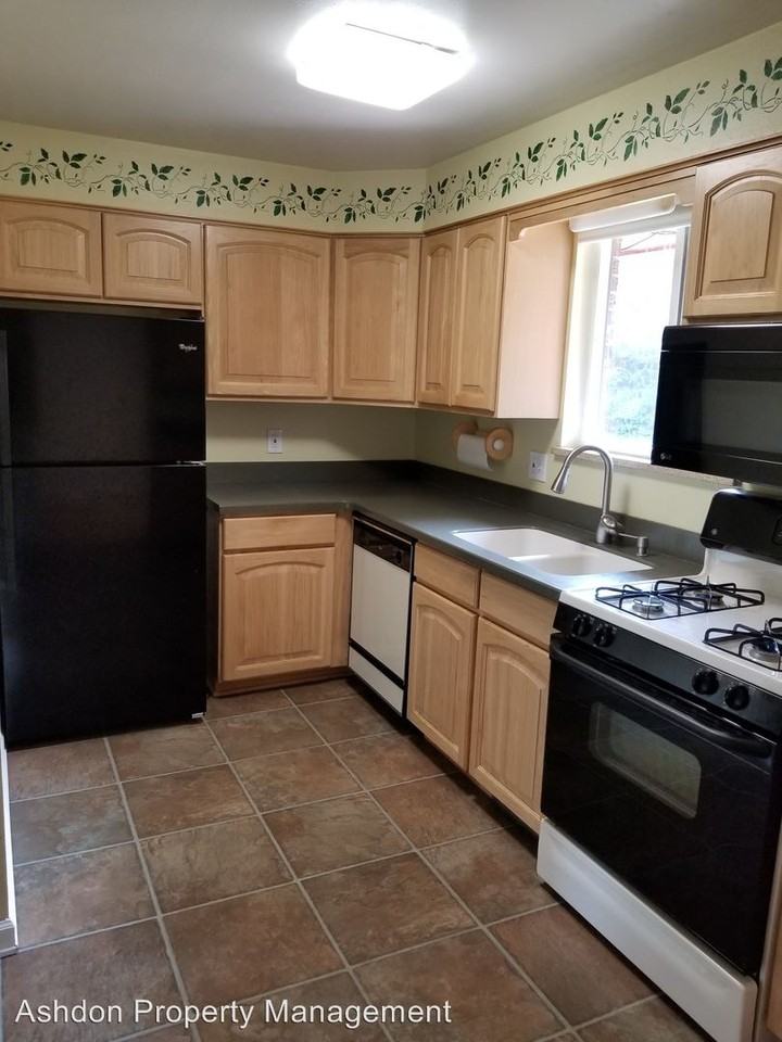 7770 W Woodard Cir - Photo 2 of 16