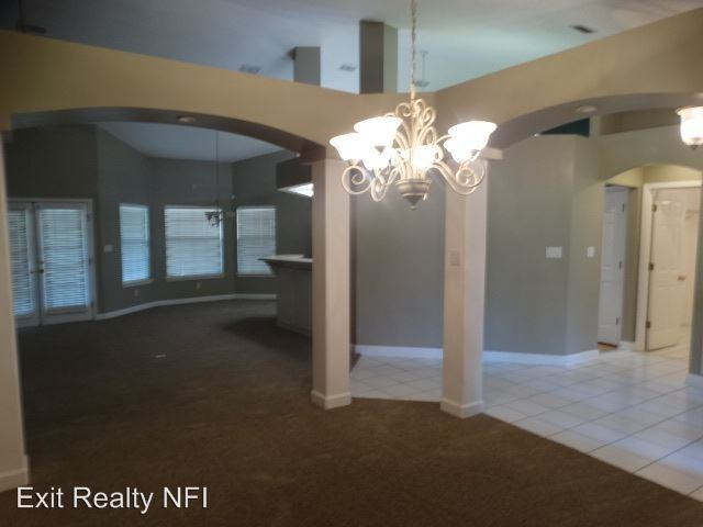 2023 Jason Dr - Photo 3 of 32
