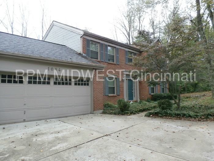 1684 Fairside Ct - Photo 3 of 21