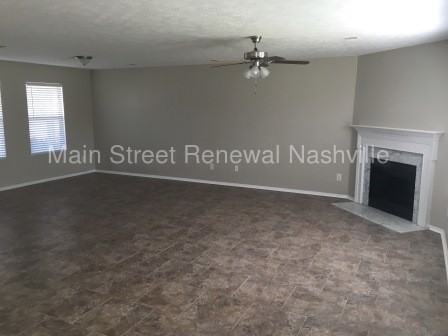 2134 Carlton Ln - Photo 3 of 14