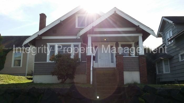 3014 S 12th St - Photo 2 of 29